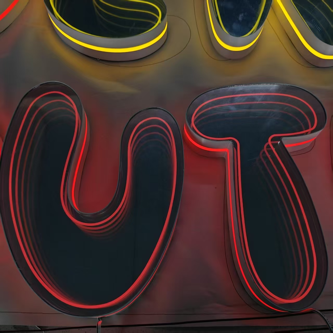 Enseigne néon personnalisée In - Neon Sign Led Custom avis et prix